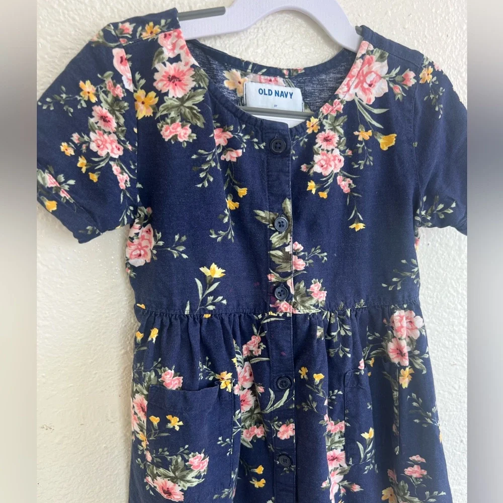 Old Navy Kids Dress - Navy with Pink and Yellow Floral size 5